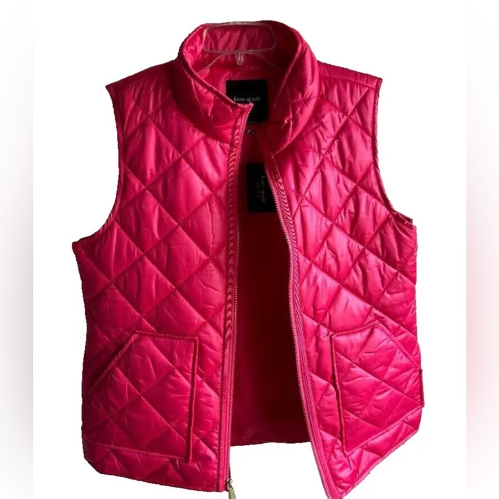 NWT KATE SPADE QUILTED VEST IN BRIGHT PINK SIZE M POM POM PINK BARBIE PINK